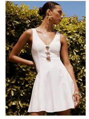 Amanda Uprichard Aries White V-Neck Shell Embellished Mini Dress